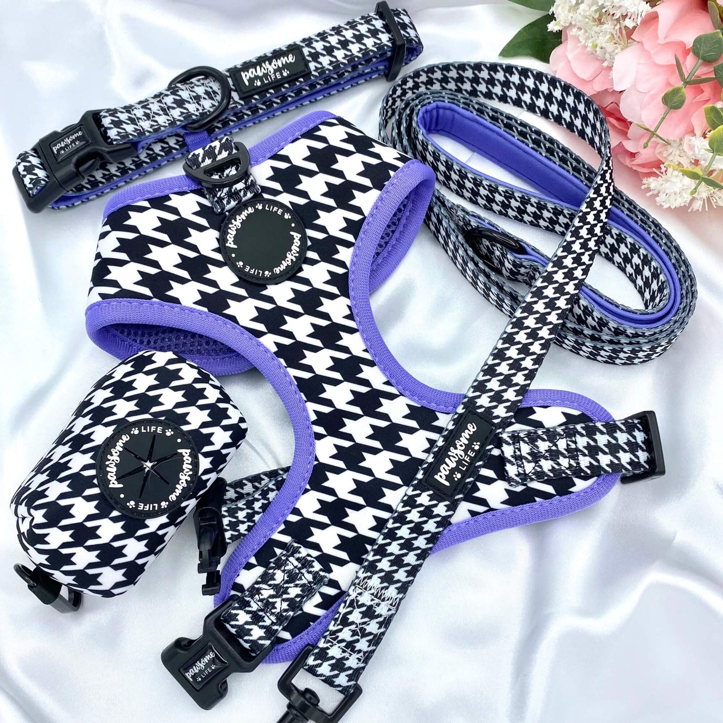 Chic Houndstooth Poop Bag Holder